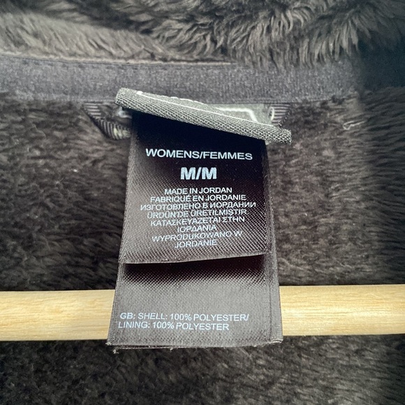 North face jacket. Size M - Picture 5 of 5